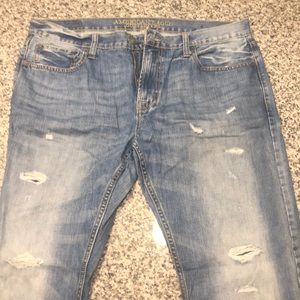 American Eagle Light Wash Distressed Denim